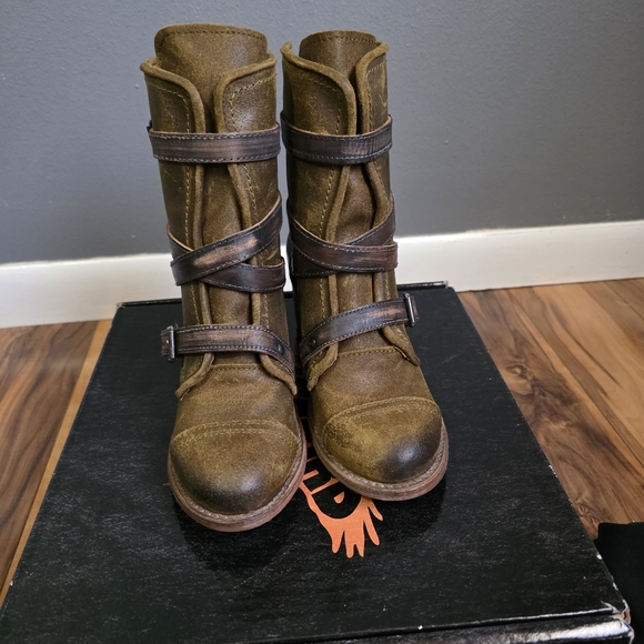 Freebird Canyon Boote Olive NIB Size 7 - Picture 4 of 8